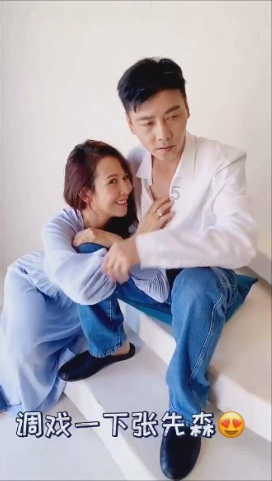 逃出上锁的现代房间4