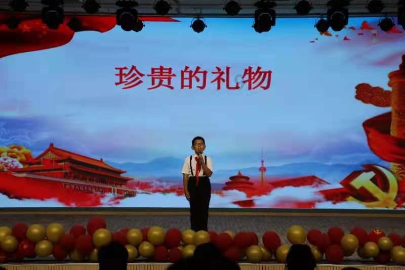 老蒋都想得到的国宝，竟被一女子埋在家中，上交时获2000万元奖励