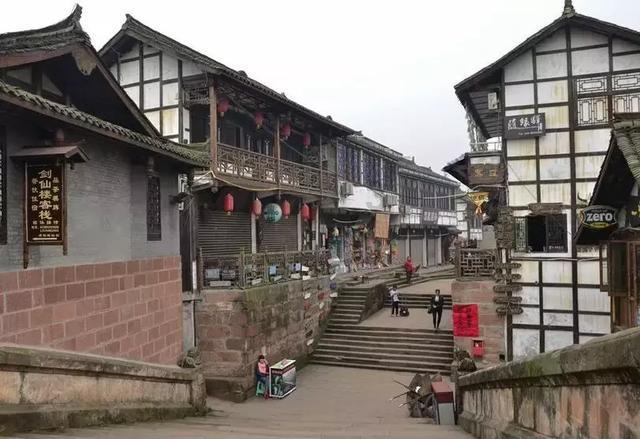 曲棍球教练逃生